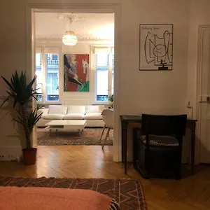 Cosy 2 50m2 Parisian Classic Flat - Passy, 16th Arrondissement, Near Eiffel Tower Appartement Paris