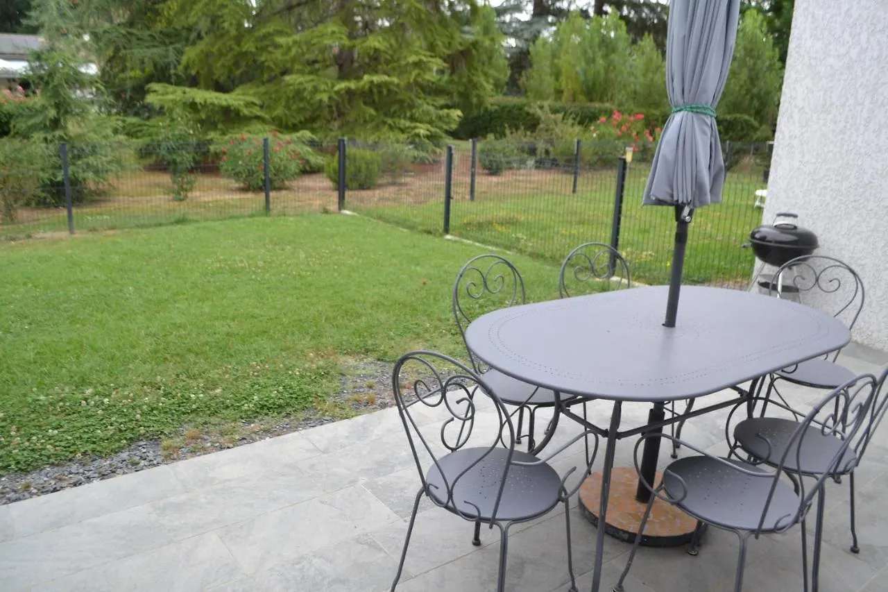Maison Cosy Tout Confort Dans Un Cadre De Verdure Le Sequestre